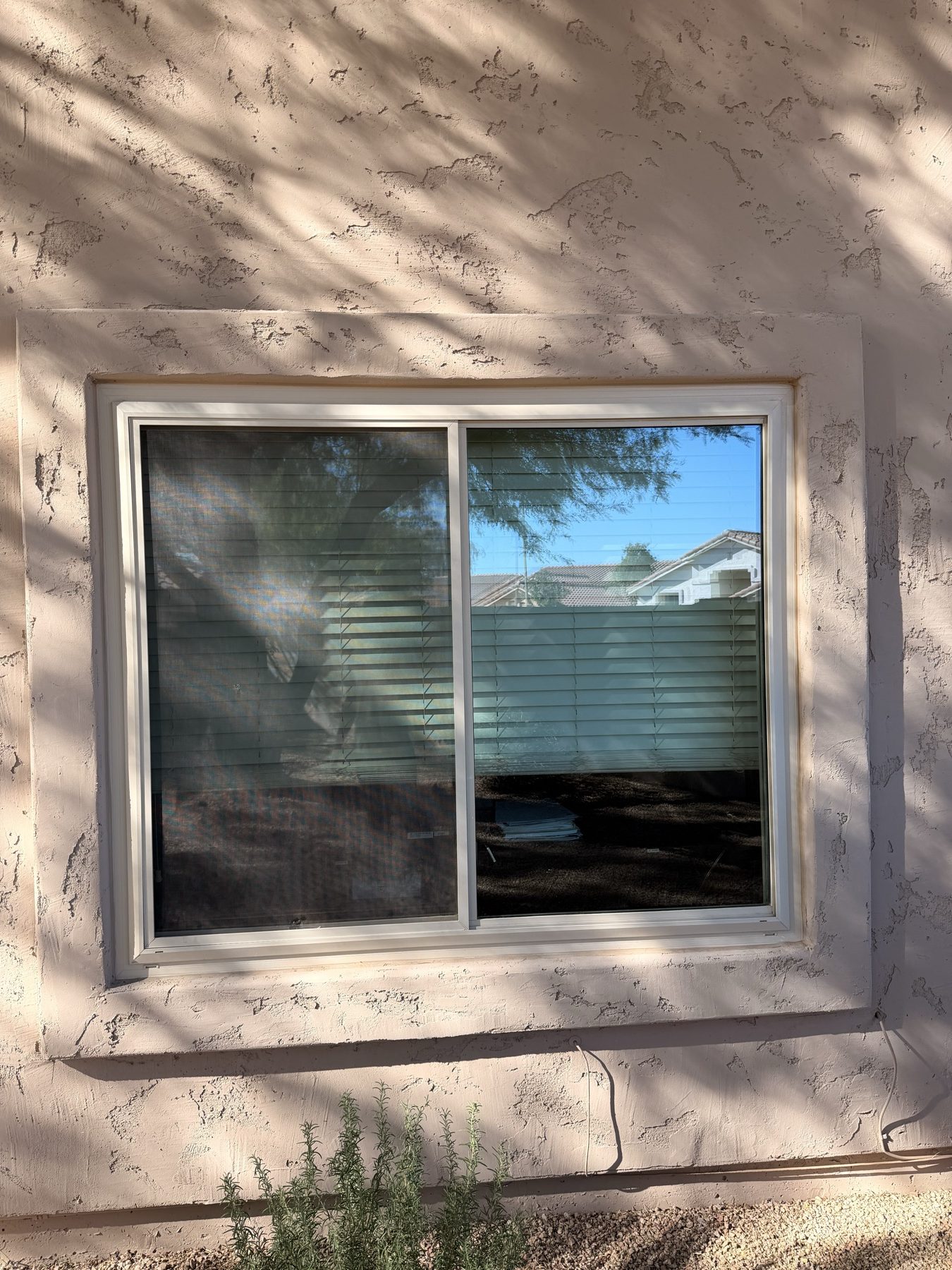 Clean window with a clear reflection after cleaning